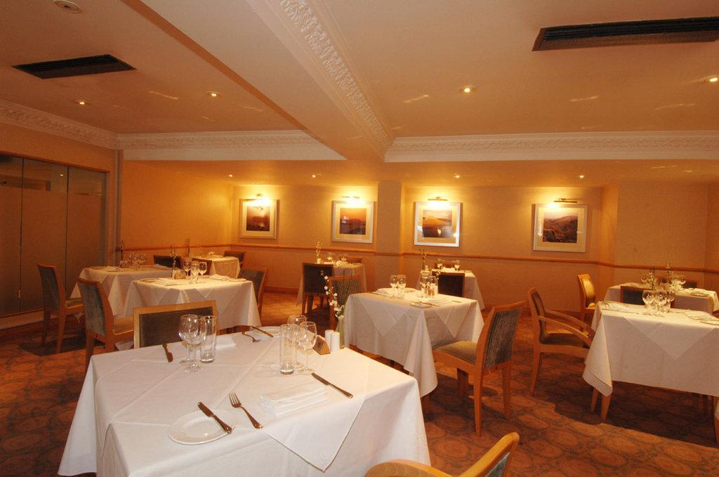 Leonardo Hotel Inverness - Formerly Jurys Inn Restoran gambar
